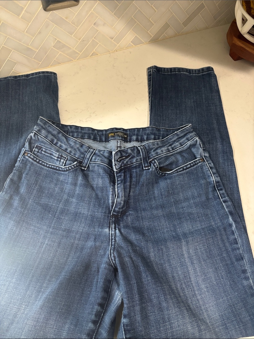 Lee Women's Mid Blue Straight Leg Jeans